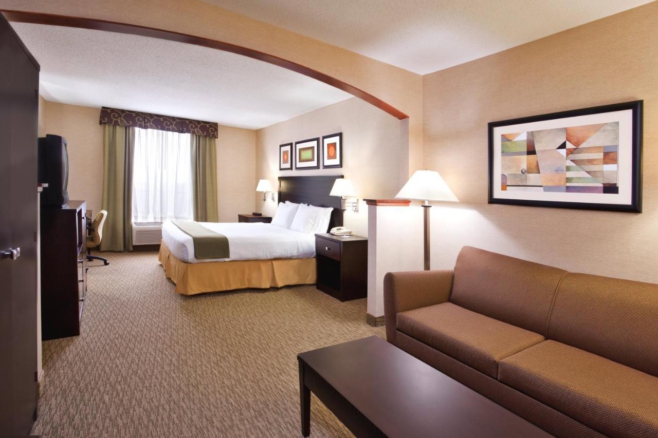 Holiday Inn Express Hotel & Suites Cleveland-Streetsboro By Ihg Exterior foto